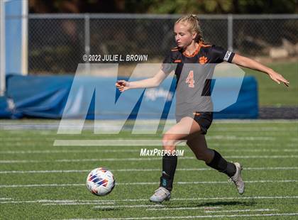 Thumbnail 3 in Lawrenceburg vs Indianapolis Bishop Chatard (IHSAA 2A Regional final) photogallery.