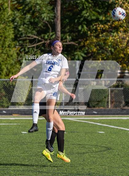 Thumbnail 3 in Lawrenceburg vs Indianapolis Bishop Chatard (IHSAA 2A Regional final) photogallery.