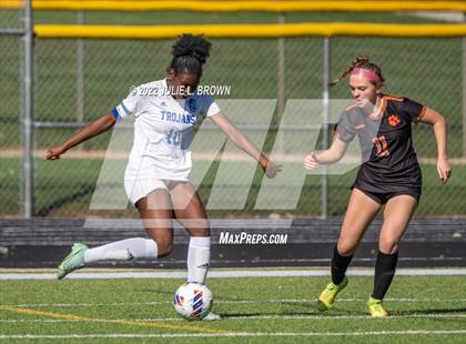 Thumbnail 1 in Lawrenceburg vs Indianapolis Bishop Chatard (IHSAA 2A Regional final) photogallery.