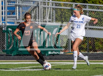 Thumbnail 3 in Lawrenceburg vs Indianapolis Bishop Chatard (IHSAA 2A Regional final) photogallery.
