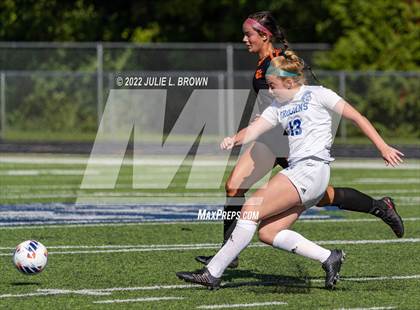 Thumbnail 1 in Lawrenceburg vs Indianapolis Bishop Chatard (IHSAA 2A Regional final) photogallery.