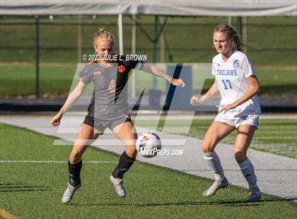 Thumbnail 1 in Lawrenceburg vs Indianapolis Bishop Chatard (IHSAA 2A Regional final) photogallery.
