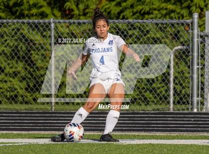 Thumbnail 1 in Lawrenceburg vs Indianapolis Bishop Chatard (IHSAA 2A Regional final) photogallery.