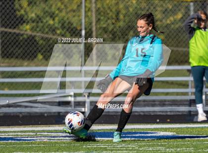Thumbnail 1 in Lawrenceburg vs Indianapolis Bishop Chatard (IHSAA 2A Regional final) photogallery.