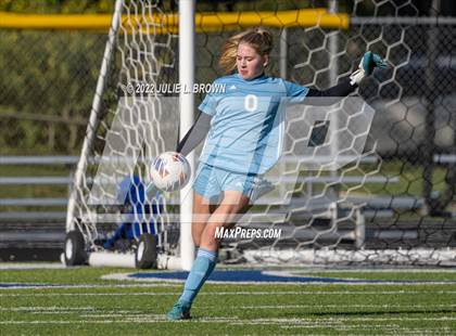 Thumbnail 1 in Lawrenceburg vs Indianapolis Bishop Chatard (IHSAA 2A Regional final) photogallery.