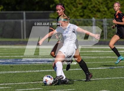 Thumbnail 2 in Lawrenceburg vs Indianapolis Bishop Chatard (IHSAA 2A Regional final) photogallery.