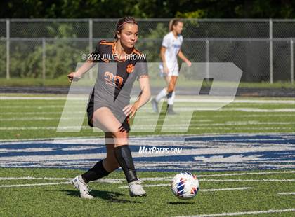 Thumbnail 3 in Lawrenceburg vs Indianapolis Bishop Chatard (IHSAA 2A Regional final) photogallery.