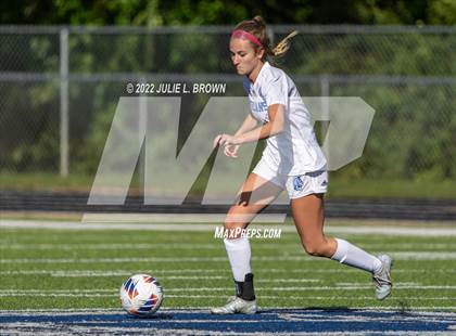 Thumbnail 3 in Lawrenceburg vs Indianapolis Bishop Chatard (IHSAA 2A Regional final) photogallery.