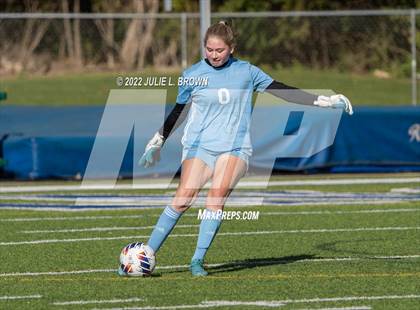 Thumbnail 2 in Lawrenceburg vs Indianapolis Bishop Chatard (IHSAA 2A Regional final) photogallery.