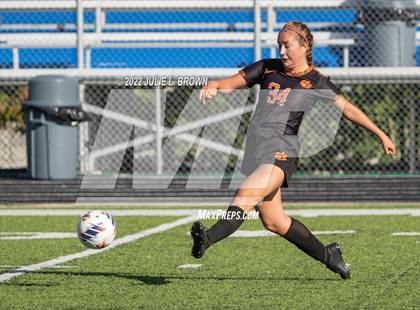 Thumbnail 3 in Lawrenceburg vs Indianapolis Bishop Chatard (IHSAA 2A Regional final) photogallery.