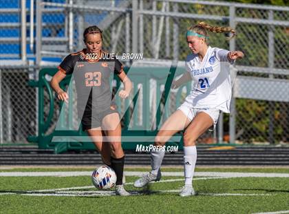 Thumbnail 1 in Lawrenceburg vs Indianapolis Bishop Chatard (IHSAA 2A Regional final) photogallery.
