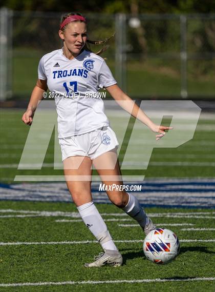 Thumbnail 1 in Lawrenceburg vs Indianapolis Bishop Chatard (IHSAA 2A Regional final) photogallery.