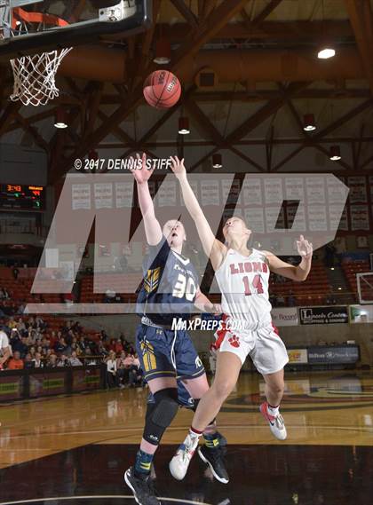 Thumbnail 3 in Oak Ridge vs. McClatchy (CIF SJS D1 Semifinal) photogallery.