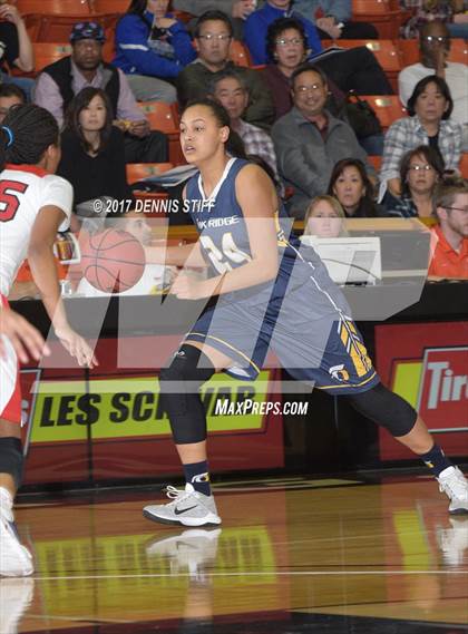 Thumbnail 2 in Oak Ridge vs. McClatchy (CIF SJS D1 Semifinal) photogallery.
