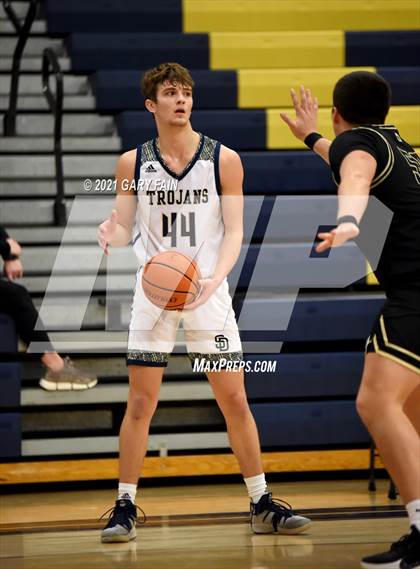 Thumbnail 1 in Bradley Central @ Soddy Daisy photogallery.