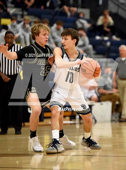 Thumbnail 3 in Bradley Central @ Soddy Daisy photogallery.