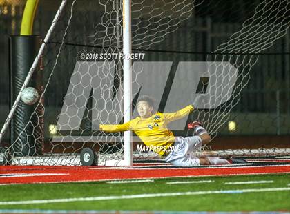 Thumbnail 3 in Del Norte vs. Calexico (CIF SDS D2 Final) photogallery.
