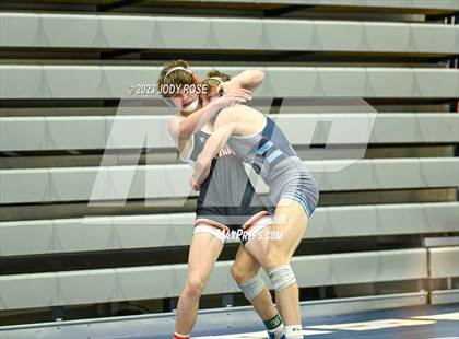 Thumbnail 2 in UHSAA 6A Divisional  photogallery.