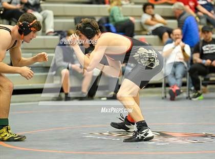 Thumbnail 2 in UHSAA 6A Divisional  photogallery.