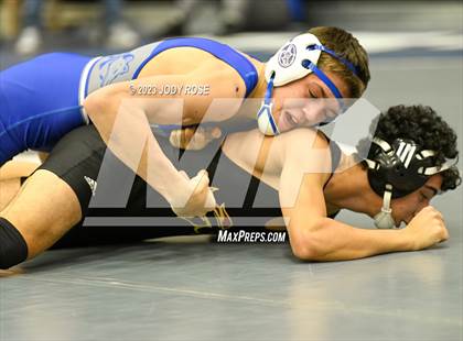 Thumbnail 3 in UHSAA 6A Divisional  photogallery.