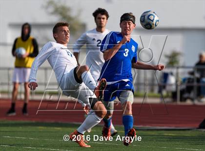 Thumbnail 1 in Fremont vs. Sky View (UHSAA 5A Semifinal) photogallery.