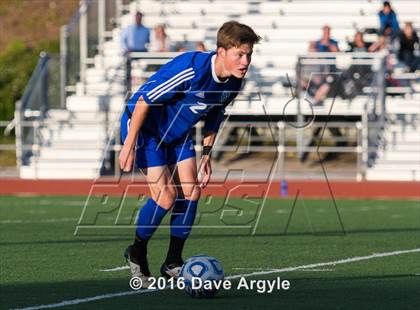 Thumbnail 1 in Fremont vs. Sky View (UHSAA 5A Semifinal) photogallery.
