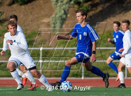 Thumbnail 1 in Fremont vs. Sky View (UHSAA 5A Semifinal) photogallery.