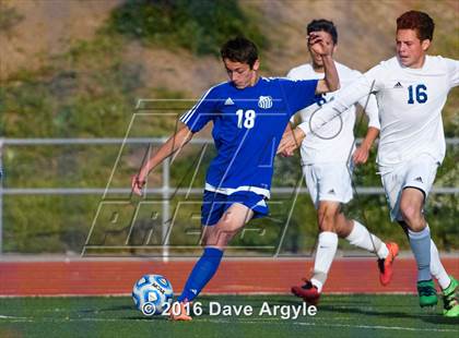Thumbnail 3 in Fremont vs. Sky View (UHSAA 5A Semifinal) photogallery.