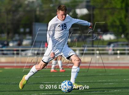 Thumbnail 2 in Fremont vs. Sky View (UHSAA 5A Semifinal) photogallery.