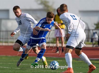 Thumbnail 1 in Fremont vs. Sky View (UHSAA 5A Semifinal) photogallery.