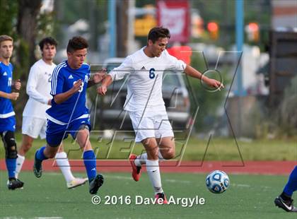 Thumbnail 3 in Fremont vs. Sky View (UHSAA 5A Semifinal) photogallery.