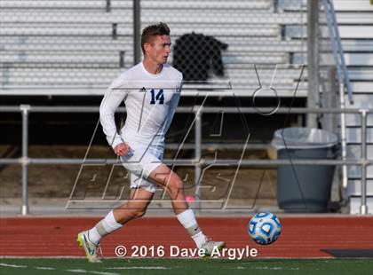 Thumbnail 3 in Fremont vs. Sky View (UHSAA 5A Semifinal) photogallery.