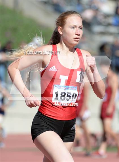 Thumbnail 2 in Irvine/Asics Invitational photogallery.