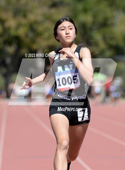 Thumbnail 3 in Irvine/Asics Invitational photogallery.