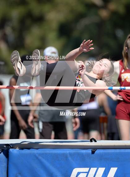 Thumbnail 2 in Irvine/Asics Invitational photogallery.