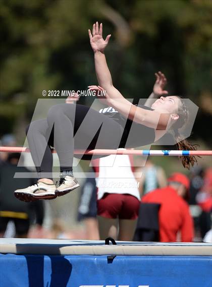 Thumbnail 2 in Irvine/Asics Invitational photogallery.