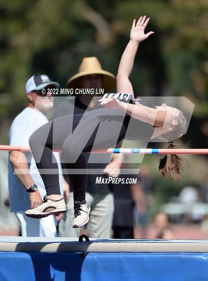 Thumbnail 2 in Irvine/Asics Invitational photogallery.
