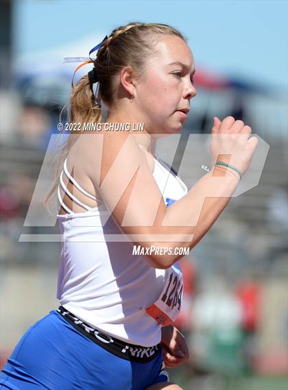 Thumbnail 2 in Irvine/Asics Invitational photogallery.
