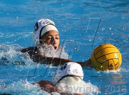 Thumbnail 2 in Bella Vista vs Bullard (Sierra Shootout) photogallery.