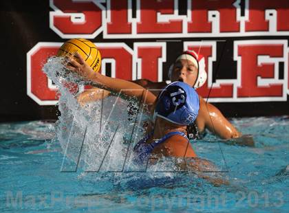 Thumbnail 1 in Bella Vista vs Bullard (Sierra Shootout) photogallery.