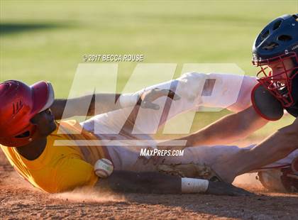 Thumbnail 2 in Charlotte Catholic vs Phillip O. Berry Academy of Technology photogallery.