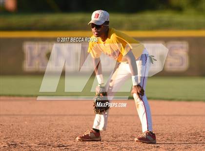 Thumbnail 3 in Charlotte Catholic vs Phillip O. Berry Academy of Technology photogallery.