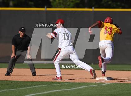 Thumbnail 3 in Charlotte Catholic vs Phillip O. Berry Academy of Technology photogallery.