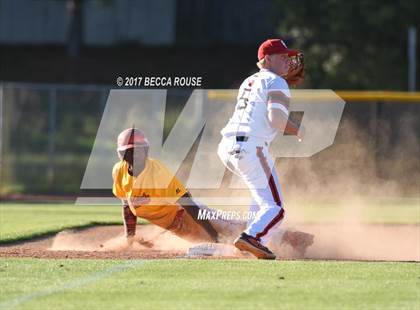 Thumbnail 3 in Charlotte Catholic vs Phillip O. Berry Academy of Technology photogallery.