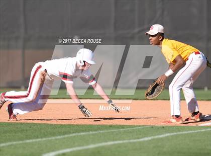 Thumbnail 2 in Charlotte Catholic vs Phillip O. Berry Academy of Technology photogallery.