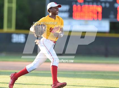 Thumbnail 3 in Charlotte Catholic vs Phillip O. Berry Academy of Technology photogallery.