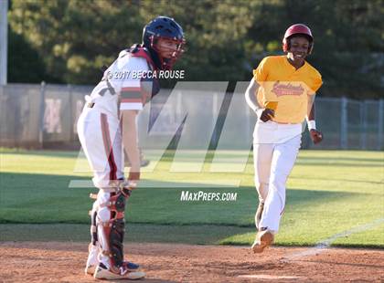 Thumbnail 2 in Charlotte Catholic vs Phillip O. Berry Academy of Technology photogallery.