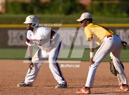 Thumbnail 3 in Charlotte Catholic vs Phillip O. Berry Academy of Technology photogallery.