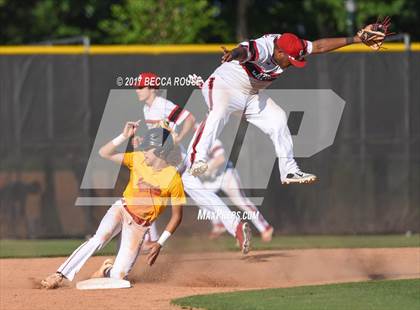 Thumbnail 2 in Charlotte Catholic vs Phillip O. Berry Academy of Technology photogallery.