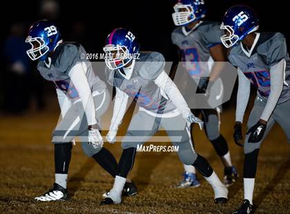 Thumbnail 3 in Salem vs. Norview (VHSL Group 5 2nd Round) photogallery.